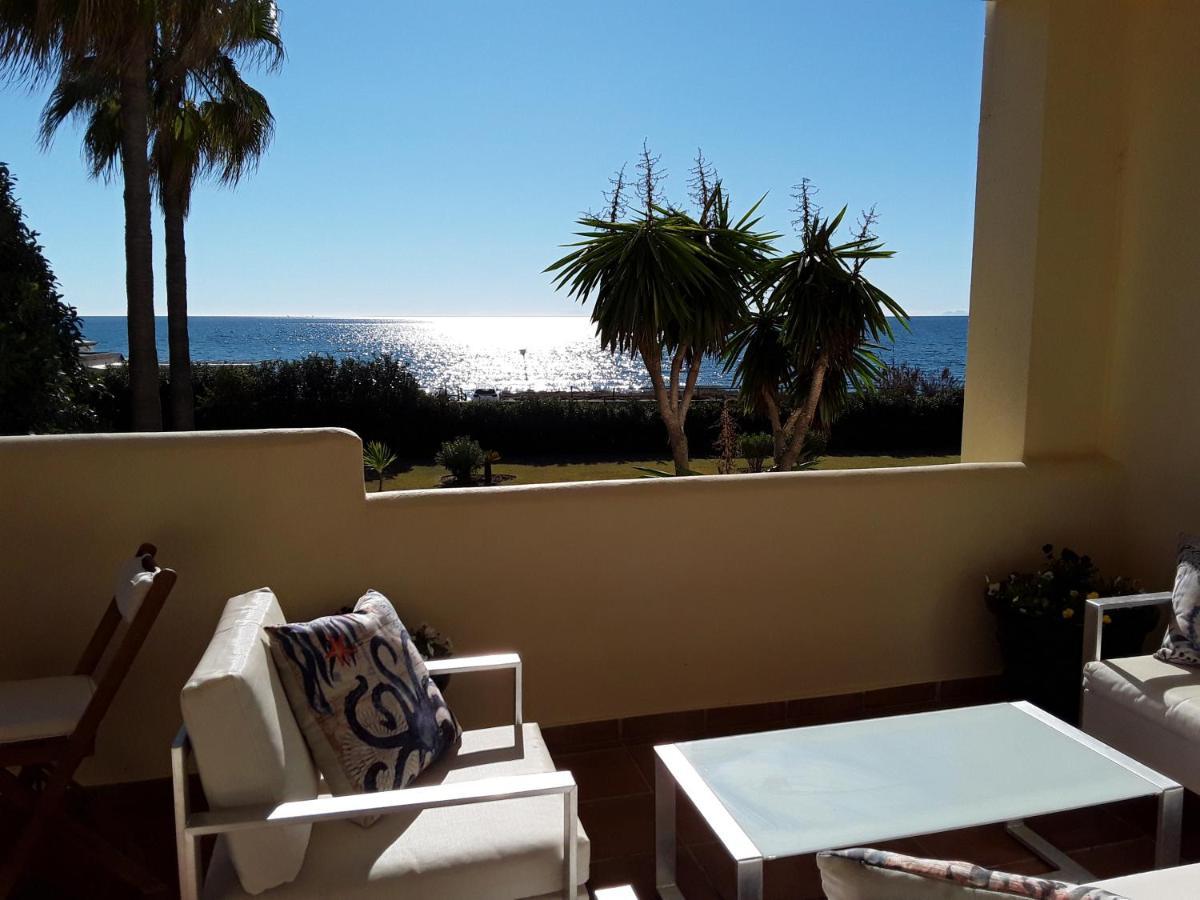 Beachfront Neptuno I, Complex,Views,Pool,Garden, Elviria Marbella Bagian luar foto