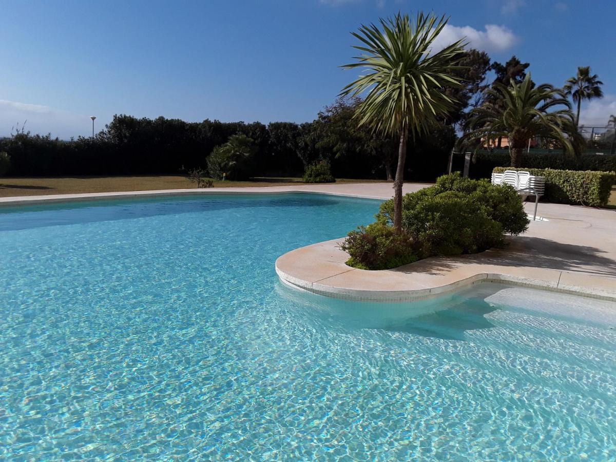 Beachfront Neptuno I, Complex,Views,Pool,Garden, Elviria Marbella Bagian luar foto