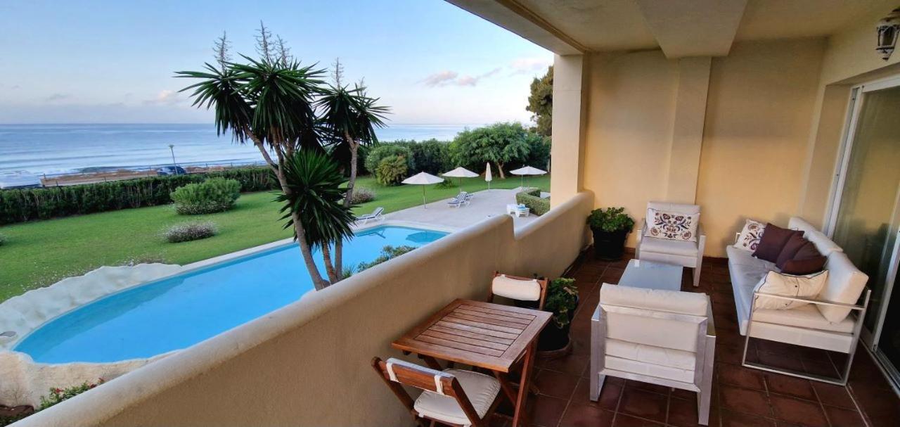 Beachfront Neptuno I, Complex,Views,Pool,Garden, Elviria Marbella Bagian luar foto